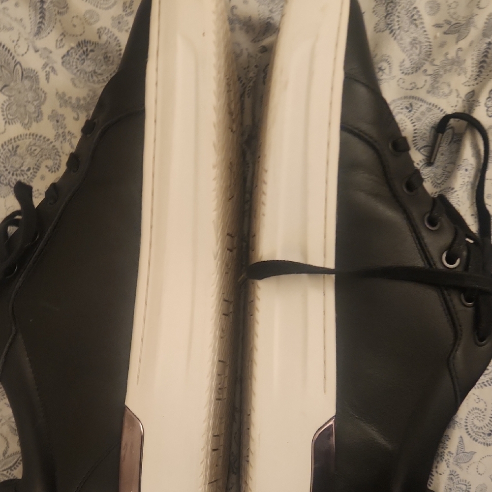 Black and White Men's Sneakers - Picture 6 of 10